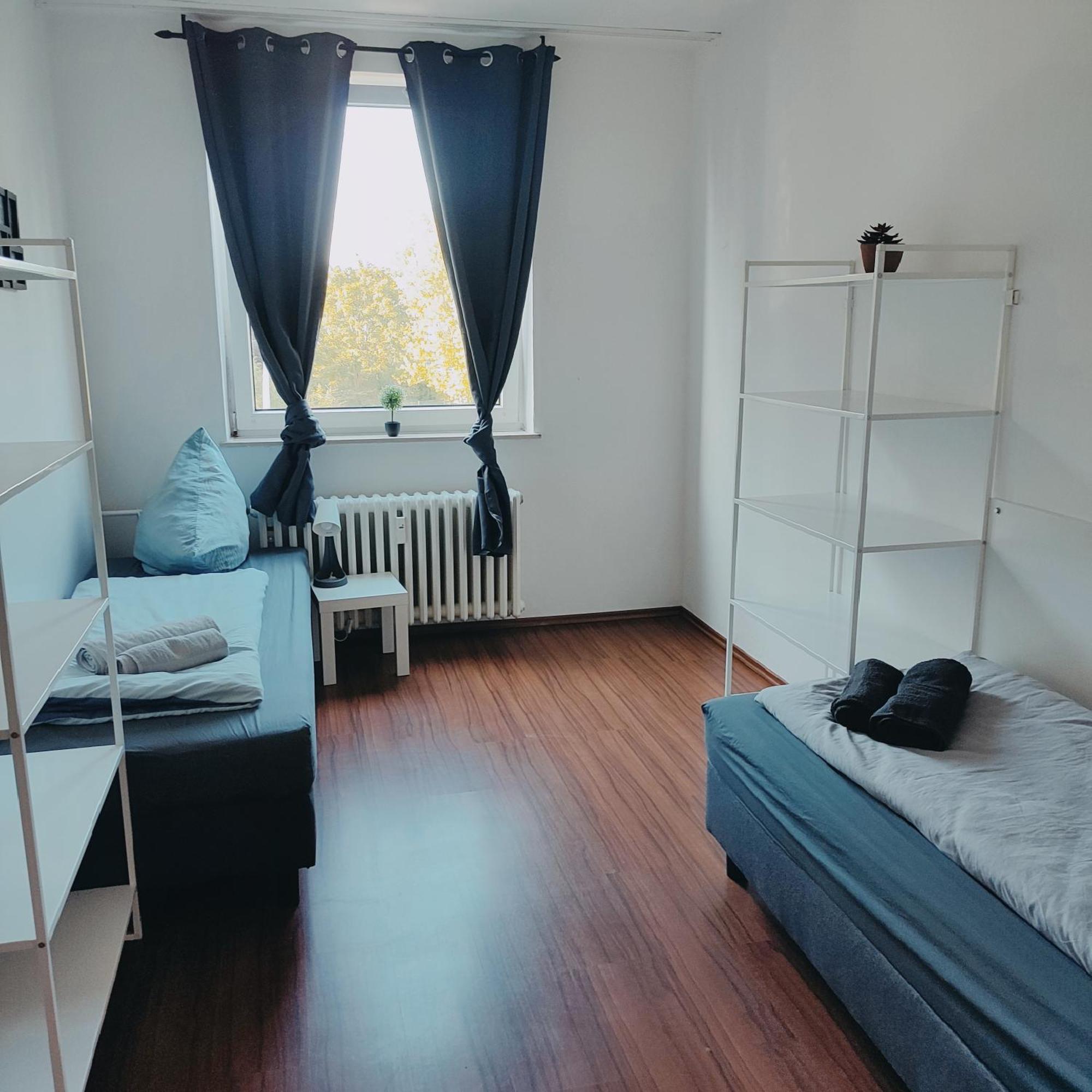 Ferienwohnung Monteurwohnung Messewohnung Duisburg Sued Grenze Duesseldorf 6 Personen エクステリア 写真