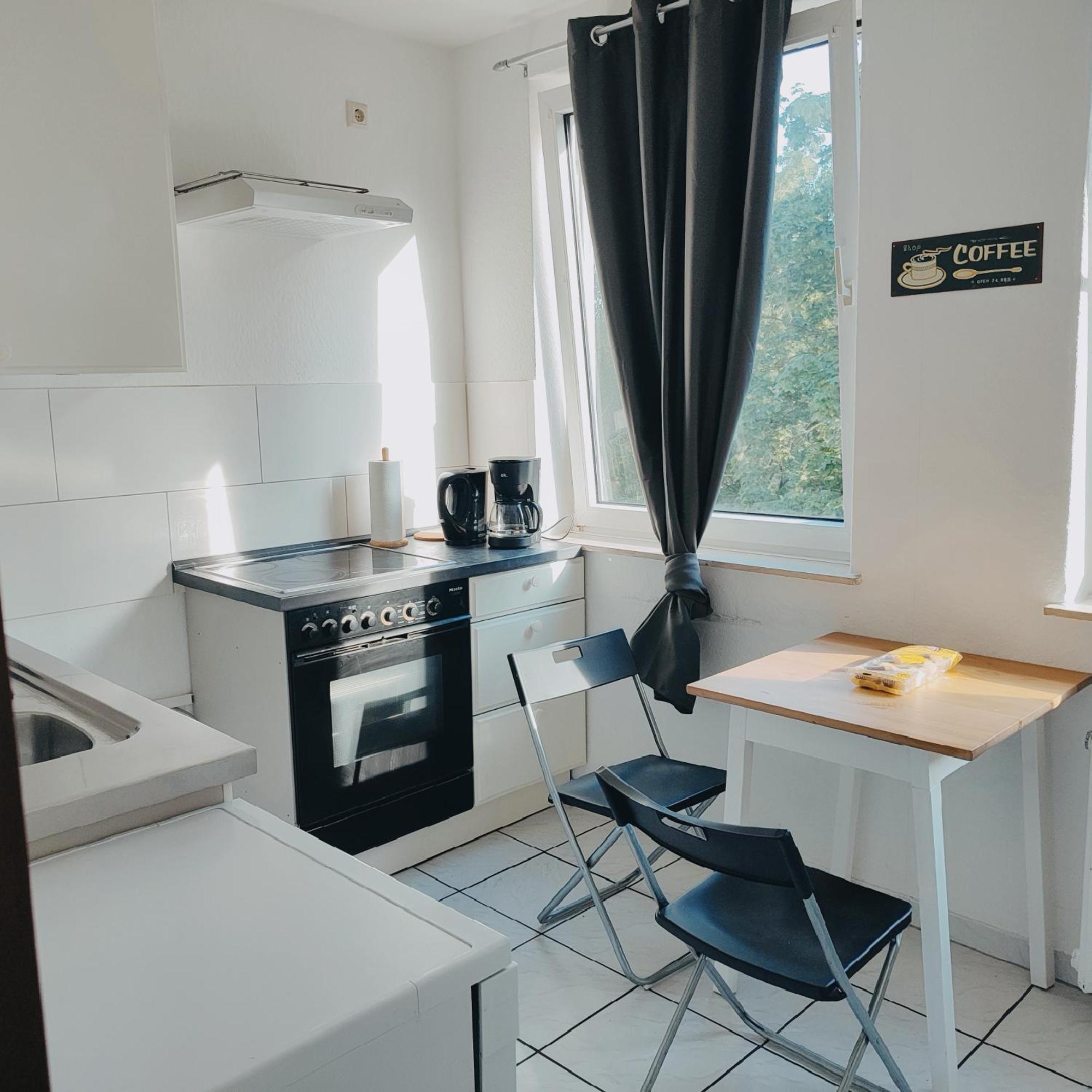 Ferienwohnung Monteurwohnung Messewohnung Duisburg Sued Grenze Duesseldorf 6 Personen エクステリア 写真